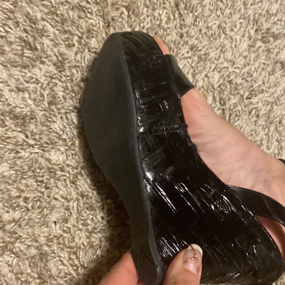 Prada patent leather basket weave detailed platform ankle strap wedges! - Picture 6 of 11